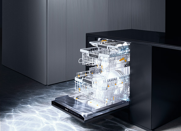 Miele G7000 Geschirrspüler geöffnet